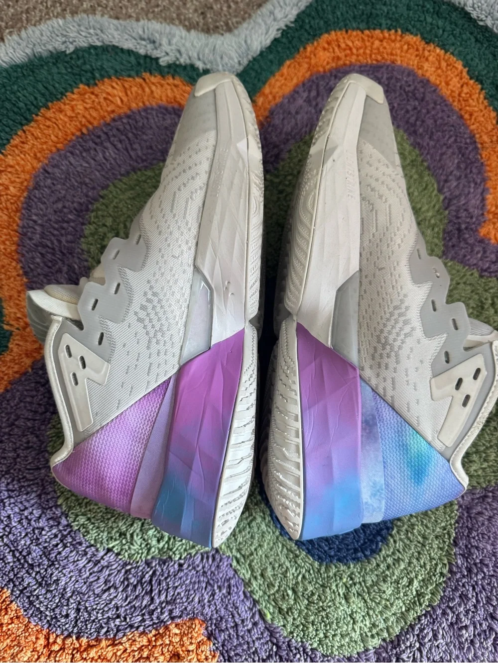 Men’s Adidas D.O.N. Issue #4 Dream It Basketball Shoes in White Size 8.5